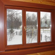 Окно деревянное ОК-4 (Трехстворчатое две створки поворотно-откидные одна створка глухая) фото