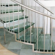 Лестницы для дома из натурального камня, лестницы стеклянные, лестницы металлические