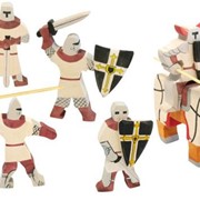 Набор деревянных фигурок “Крестоносцы“ для сюжетных игр фотография