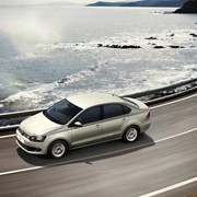 Автомобиль Volkswagen Polo седан фотография