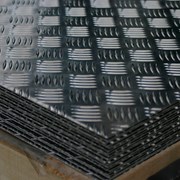 Алюминиевый лист рифленый 3 мм Резка в размер. Доставка фотография