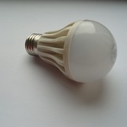 Светодиодная лампа Е27 7 вт фото