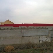 Недостроенный жилой дом в Волгограде, рядом 3-й продольной фото