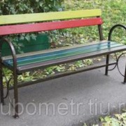 Парковая скамейка со спинкой цветная