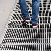 оцинкованные решетки, стальные решетки для боковых фото