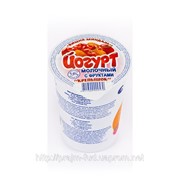 Йогурт "Крепышок" Вишня-миндаль 1,5% 0.45л.