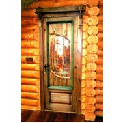 Деревяная межкомнатная дверь из сосны для деревянных домов фото
