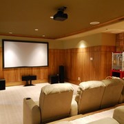 Мультимедийные системы (домашние кинотеатры, системы распределения звука). фото