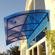 Козырьки навесы входные группы сварные и из поликарбоната фото