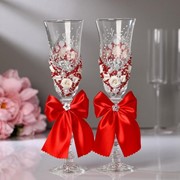 Набор свадебных бокалов “Бантик“, с лепниной и бисером, красный фотография