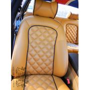 Кожаный салон автомобиля фото