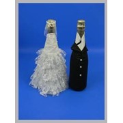 Одежда на шампанское (жених+невеста с пышным платьем) фото
