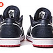 Кроссовки Nike Air Jordan 1 Retro Low 'Blue Obsidian' фото