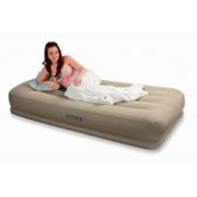 Надувной матрас - кровать Intex 67740 Pillow Rest Mid-Rise фото