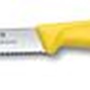 Нож столовый VICTORINOX SwissClassic, лезвие 11 см с волнистой кромкой, жёлтый (50008) фото