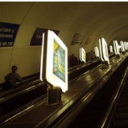 Реклама в метро: Метролайты фото