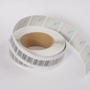 Самоклеящиеся этикетки в рулоне - штрих-кодовая лента фото