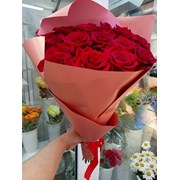 15 красных роз фото