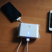 АКЦИЯ! Зарядное устройство Power Bank + монопод для Iphone 4S/5/5S/6, Samsung, планшета, фотоаппарата