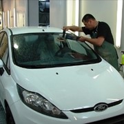 Полировка стекла автомобиля, полировка автостекл Киев фото