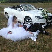 Аренда и прокат свадебных автомобилей фото