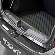 Накладка на порожек багажника Renault Sandero 2014-2018 фото