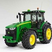 Трактор John Deere cерии 8R фото