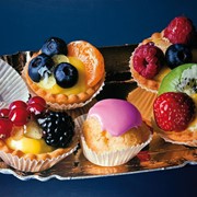 Пирожные фруктовые в ассортименте, купить пирожные фруктовые в Алматы, кондитерские изделия купить в Алматы фото