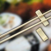 Палочки бамбуковые для еды, подставки для палочек деревянные фотография