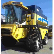 Комбайн зерноуборочный NewHolland CS 660 фото