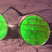 Солнцезащитные очки с голограммами "Стена"