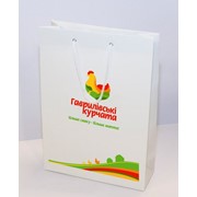 Реклама на бумажных пакетах фото