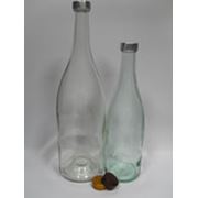 Бутылки стеклянные фотография