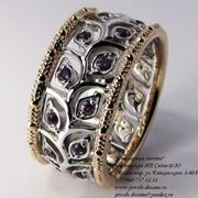 Обручальное кольцо Сокровенное с родолитами и бриллиантами или фианитами