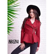 Женская стильная неопреновая куртка с баской, 3 цвета фотография