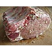 Мясо молодой свинины на рёбрышках под маринадом с пряностями фото