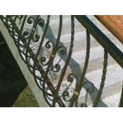 Перила из разных материалов фото