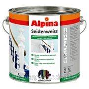 Эмаль универсальная белая Alpina Seidenweiss 2,5л фото