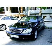 Аренда прокат автомобилей бизнес класса Mercedes Benz S320 W220 фото