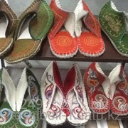 Обувь казахские тапочки фотография