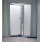 Дверь из алюминиевого профиля