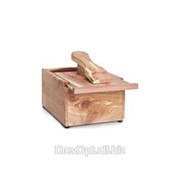 Деревянная коробка для обуви фотография