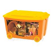 Декоративная коробка, ящик для игрушек с аппликацией “Маша и Медведь“ на колесиках 58*39*33,5 см оранжевый фото