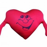 Антистрессовая подушка Сердце с руками фотография