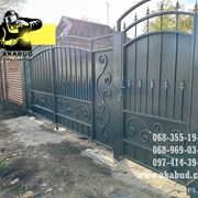 Промислові ворота на замовлення – надійні та міцні фото