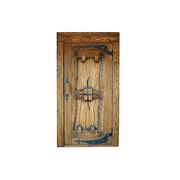 Дверь стареная деревянная