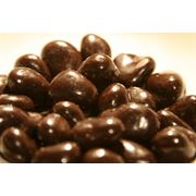 Чернослив драже в шоколадной глазури Россия фото