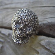 Серебряное кольцо “День мёртвых“ от WickerRing фотография
