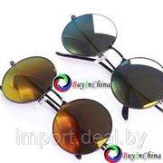 Стильные солнцезащитные зеркальные очки #1 фото
