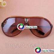 Стильные солнцезащитные очки “Brown Rimmed Style“ фото